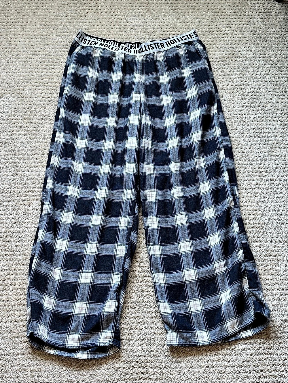 Hollister Sleep Plaid Pants in Blue & White